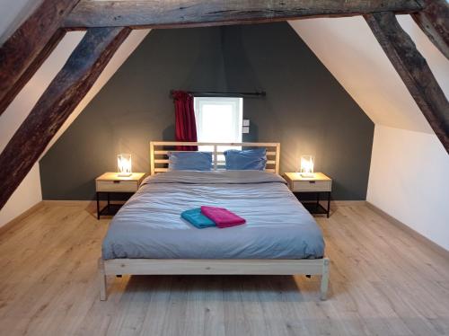 2 bedrooms, 4 beds
