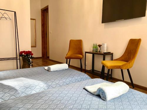 Topolove Rooms & Apartments – Krakow, IA