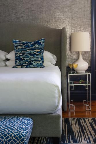 288566225 Kennebunkport Captains Collection