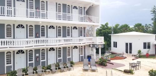 酒店外观, The Village Inn in 卡罗来纳