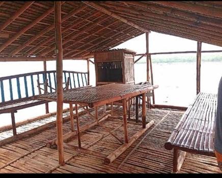 Onyong's Floating Cottage photo
