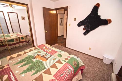 Huge Ruidoso Retreat with Game Room, Pool, 2 Balconies, 2 Kitchens - Sleeps 17! Huge Ruidoso Retreat with Game Room, Pool, 2 Balconies, 2 Kitchens - Sleeps 17!