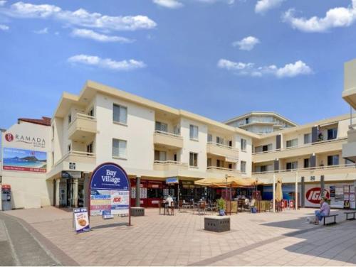 Bay Village - Shoal Bay Apartments in Shoal Bay