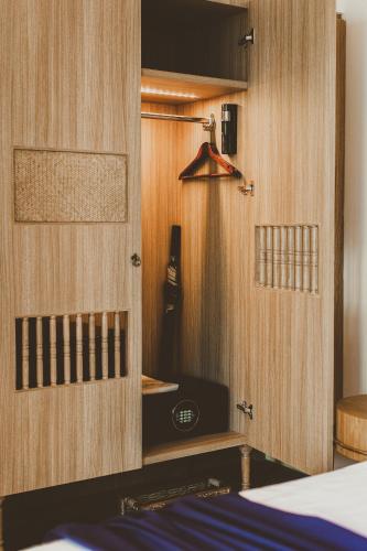 THEE Vijit Lanna by TH District