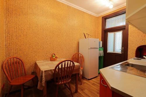 LIKE HOME Guest House - Hristo Botev