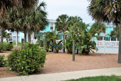 #201 The Commons Townhouse - image 2