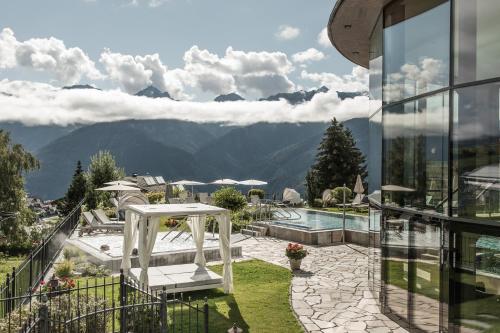 Schlosshotel Fiss 3