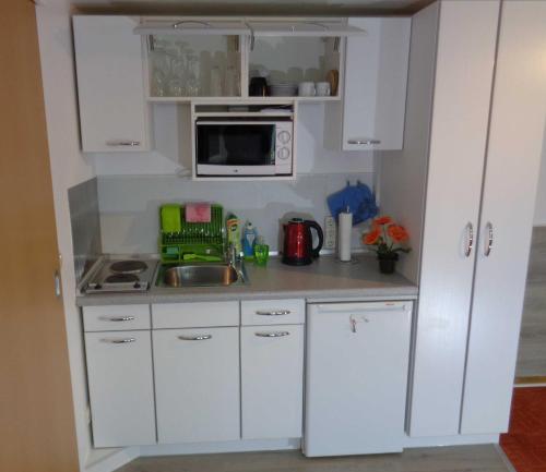 Ferienbungalow 2 - image 8