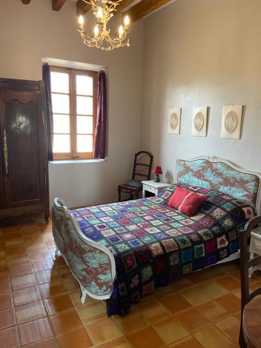 1 queen bed