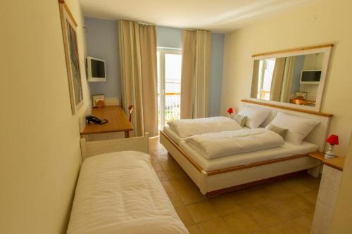 Hotel Elia - image 2
