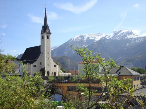 Oprema, Haus Margrit Ferienwohnung in Sonnenlage in Dechl