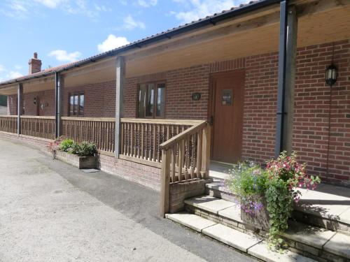 Cripps Farm Holiday Lets - image 6