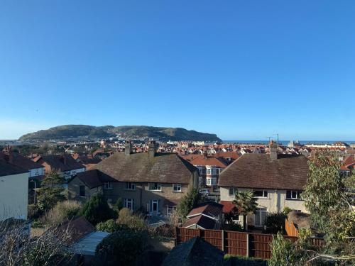 4 Tan Y Bryn Road - image 5