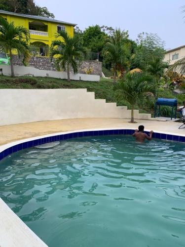 Tha Lagoon Spots CooL VyBz in พอร์ตอันโตนิโอ