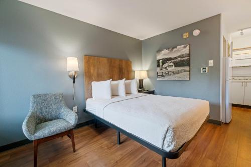 Extended Stay America Suites - San Francisco - San Mateo - SFO - image 5