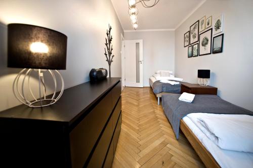 Hala Mirowska Apartments - image 6