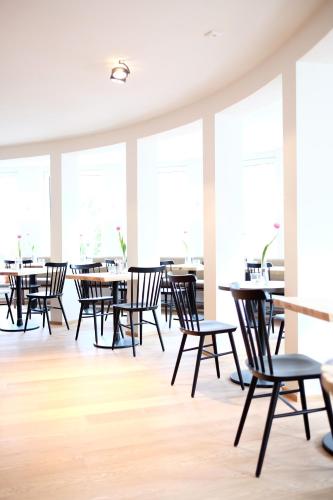 Prinz Myshkin Parkhotel - image 8