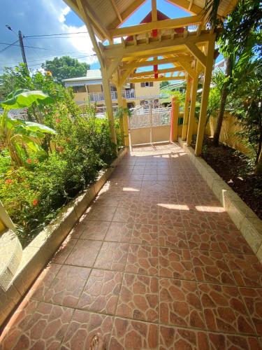 Garden, Appartement moderne a Pointe-Noire - 36 m² - Piscine & Jacuzzi in Pointe-Noire