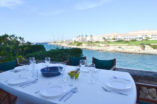 House over the sea in Ciutadella 3
