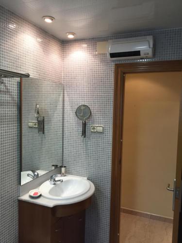  Inviting 2-Bed Apartment in Vilanova i la Geltru in Vilanova i la Geltrú