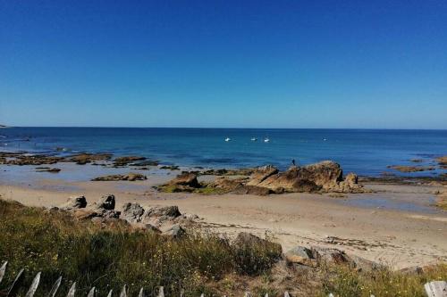 Petite maison au calme tout confort in ชาลอง