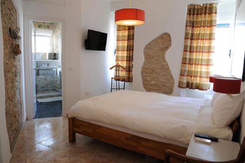 Pension Subirats Perello 4