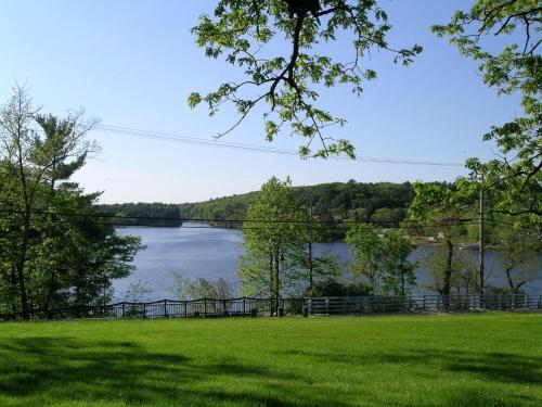 White Rose Inns & Motel in Wisconsin Dells, USA