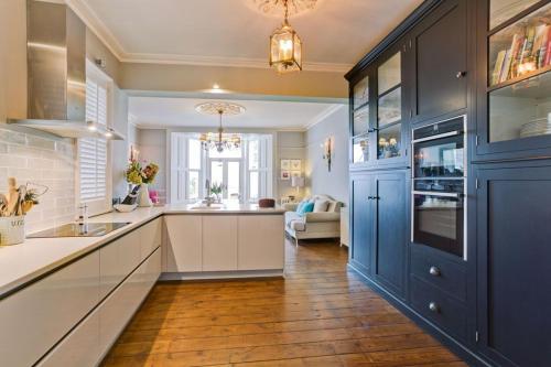 Зовнішній вигляд готелю, Bay House in Бомарі