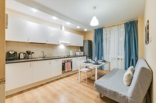 Apartment (2) Primorskiy 137 TwoPillows - image 7