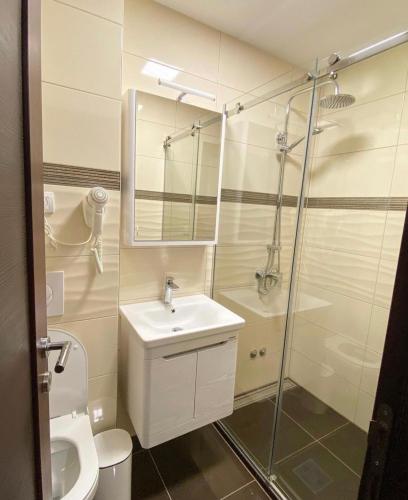 Villa Miss - image 7