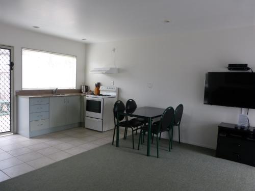 ห้องครัว, Blake Court Motel in วางกามาตา