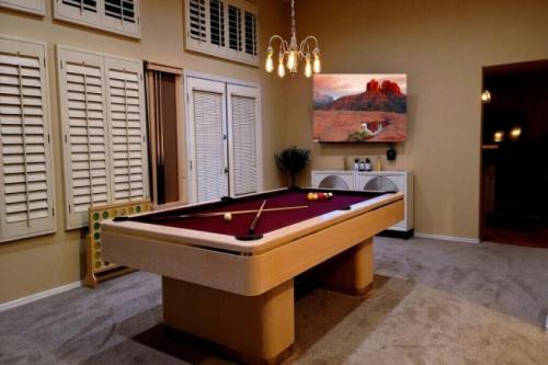 Five Star Host Luxury Rental with Heated Pool and Pet Friendly