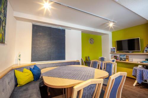 Rutsche Hostel in Wenns, Österreich