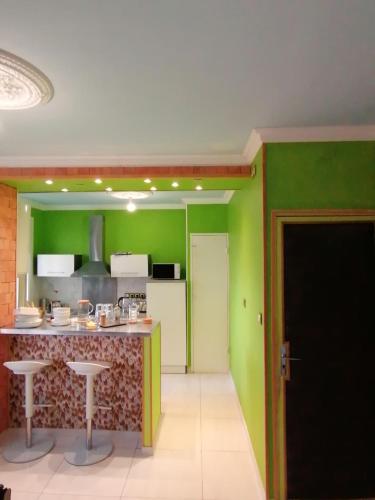 HYPERCENTRE appartement B confort à bas coût chambre d'hôte Chateau de Puymaurin