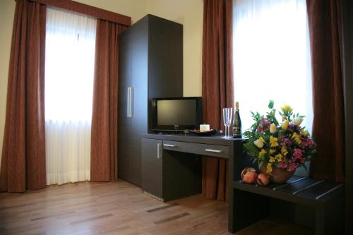 1 queen bed