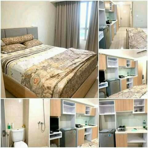 El room me