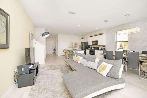 Luxury Home on Solterra Resort with every first Class Amenity Orlando Townhome 3601 - image 5