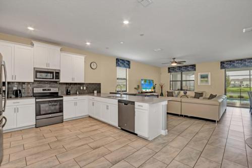 You have Found the Ultimate Luxury 9 Bedroom Villa on Storey Lake Resort Orlando Villa 5038 - image 3