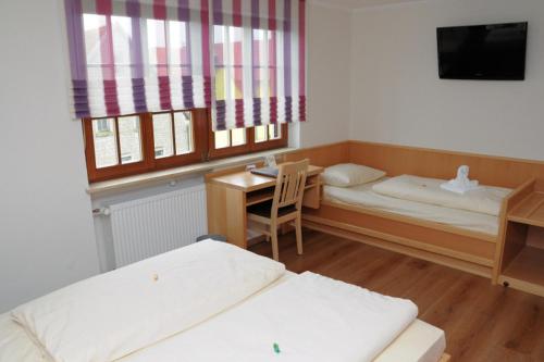 Hotel Schwarzes Ross - image 4