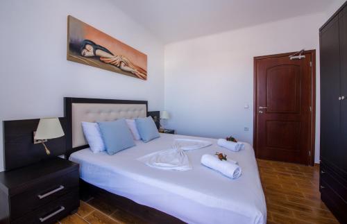 Lilium Hotel - image 2