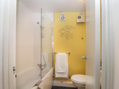 Holly Cottage - image 4