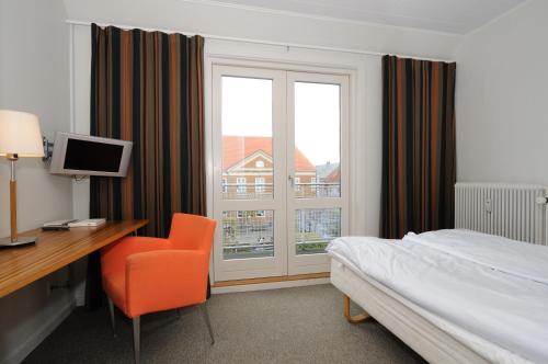 1 double bed
