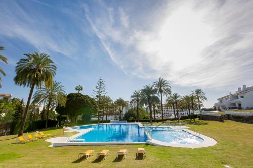 Apartment Andalucia Garden Puerto Banus with Sea Views