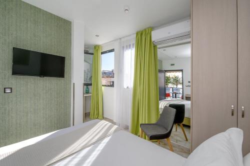 hotel photo