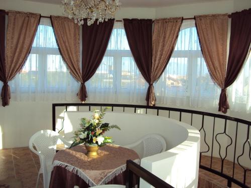 Garni Hotel Velický Zámoček - image 12