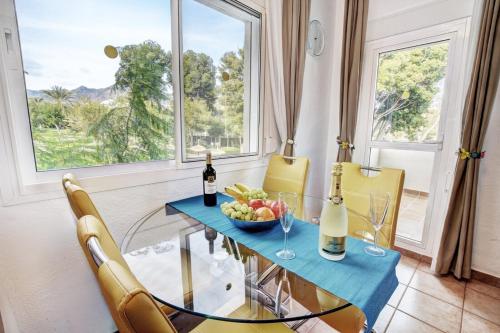063 - Wonderful 1 Bed Apartment with Water Park Near Beach