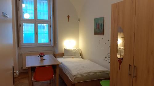 Ciszterci Ház Pécs - image 8