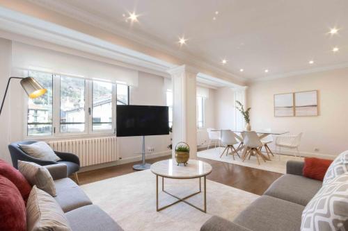 The Rentals Collection - Elkano The Rentals Collection - Elkano