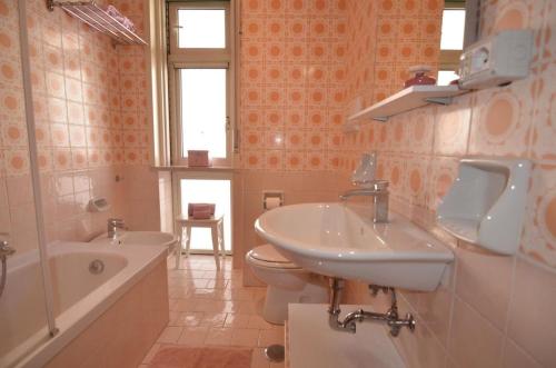 Maison Jolie Bright Apartment