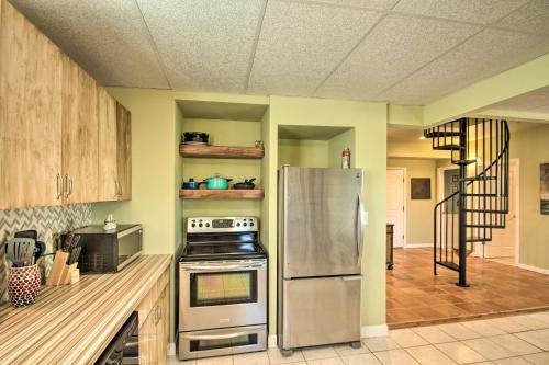 Expansive Retreat with Pool 2 Blocks to Beach! - image 5